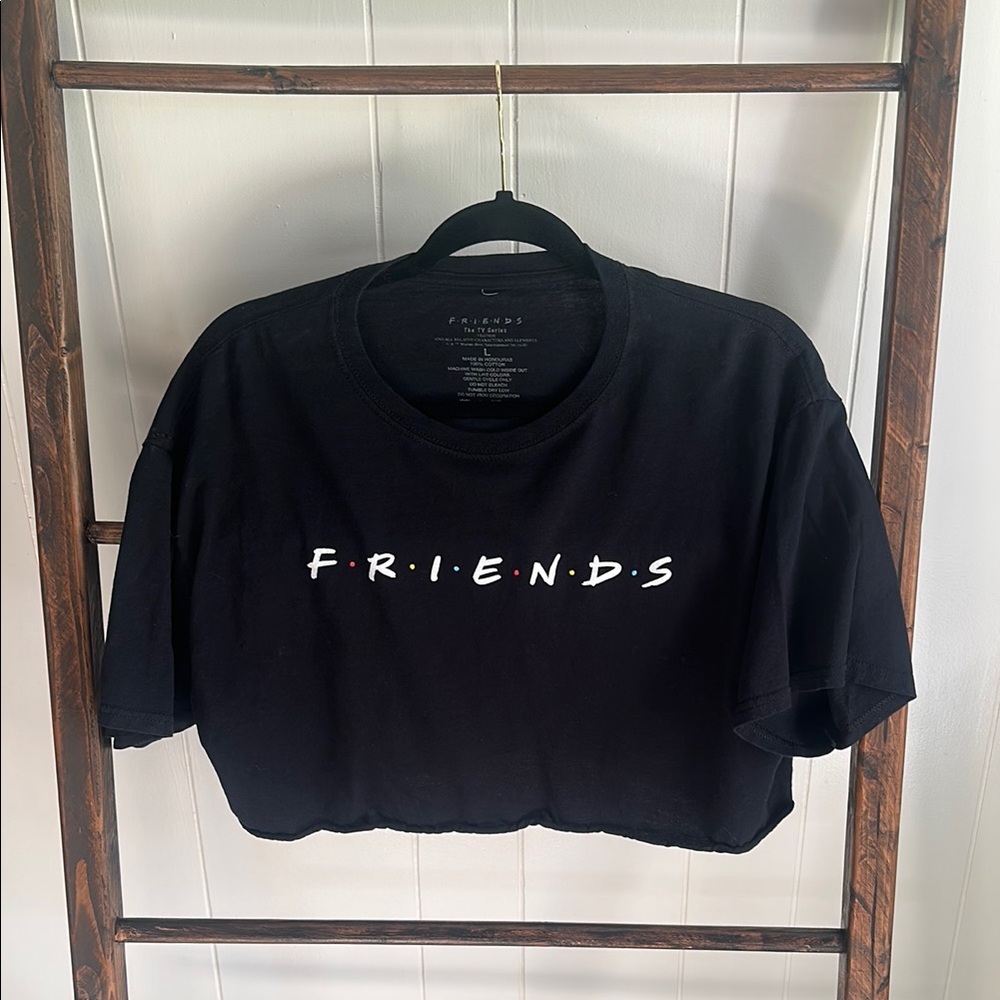 🌵3 for $10🌵 Friends Cropped T-Shirt